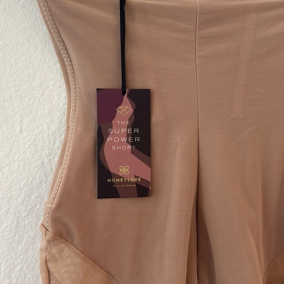 NWT Honeylove The Super Power Short in Sans size Small - Picture 7 of 7